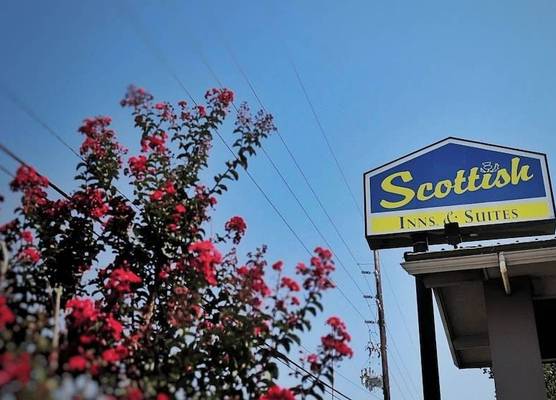 Scottish Inns & Suites Shenandoah Woodlands Mall 1