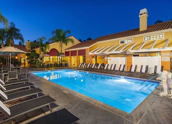Clementine Hotel & Suites Anaheim 1