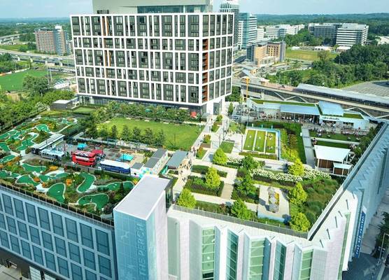 The Watermark Hotel 1