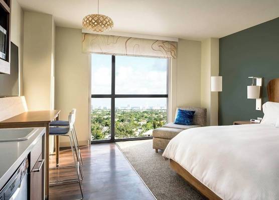 Element by Marriott Fort Lauderdale Downtown 1