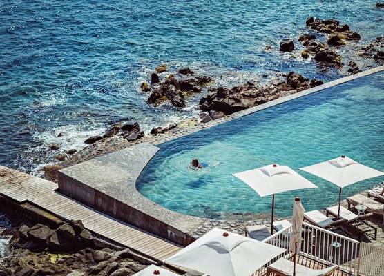 Les Roches Rouges, a Beaumier hotel 1