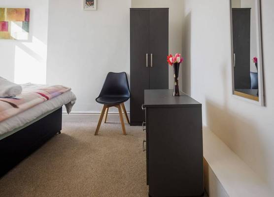 WoodHus Lodge Large Double Room 3 1