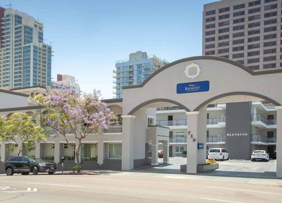 Baymont by Wyndham San Diego Downtown 1