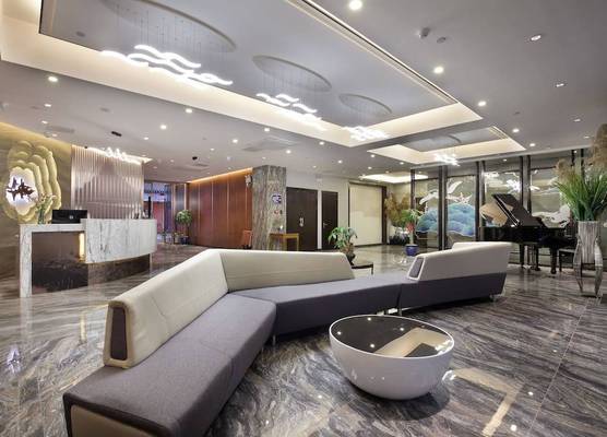 Wing Hotel Guilin - Central Square 1