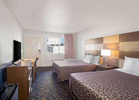 Rodeway Inn Garland Harbor Point 1
