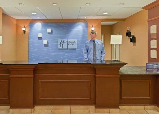 Holiday Inn Express & Suites KENT - UNIVERSITY AREA by IHG 1