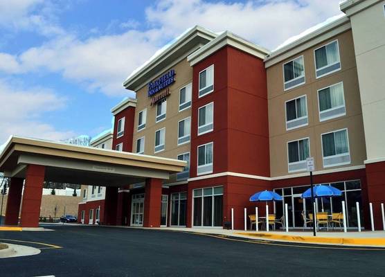 Fairfield Inn & Suites by Marriott Stafford Quantico 1