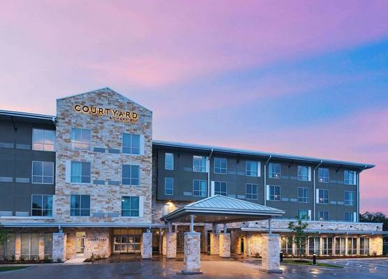 Courtyard by Marriott Austin Dripping Springs 1
