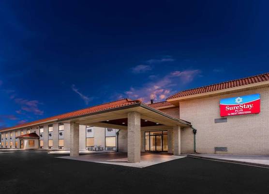 SureStay Plus by Best Western Windsor 1