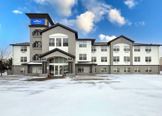 Baymont by Wyndham Auburn Hills South 1