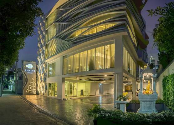 Anajak Bangkok Hotel - SHA Plus 1