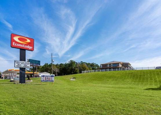 Econo Lodge Crestview South 1