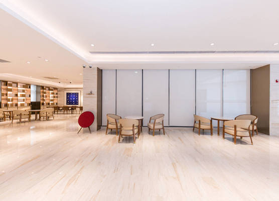 Ji Hotel (Shanghai Xuhui Riverfront) 1