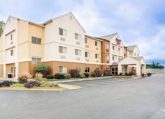 Fairfield Inn & Suites Canton 1