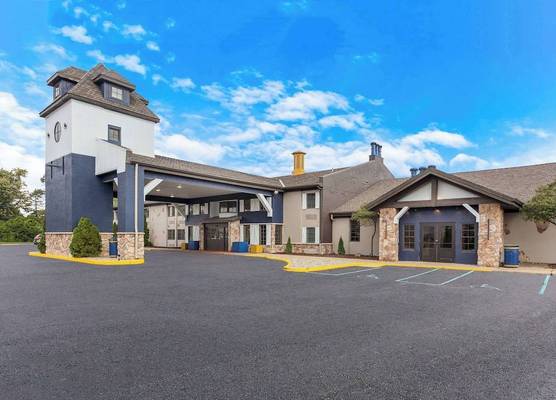 Wingate by Wyndham South Bend/Notre Dame 1