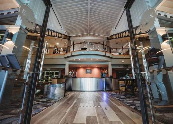 The Essex Golf & Country Club Hotel 1