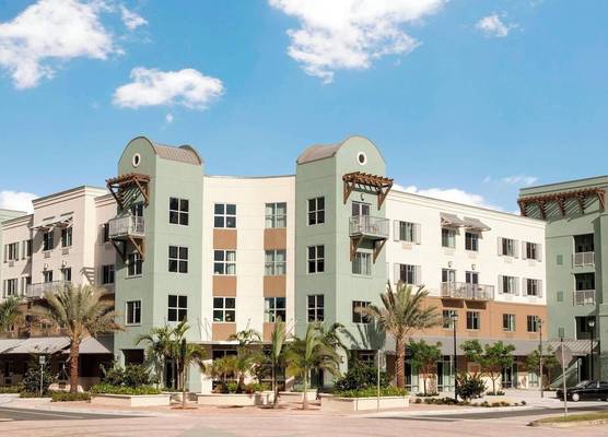 Courtyard by Marriott Palm Beach Jupiter 1