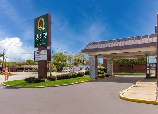 Quality Inn South Bend near Notre Dame 1
