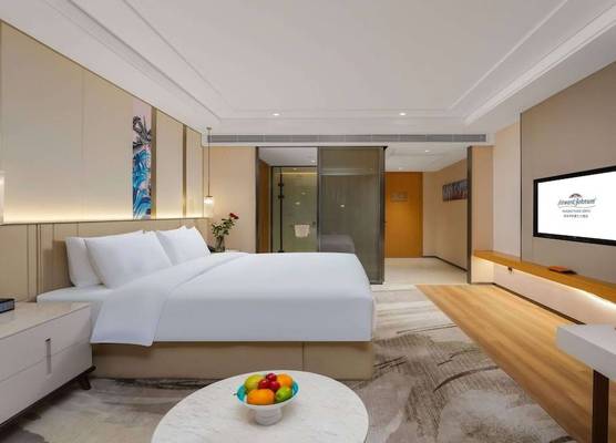 Howard Johnson by Wyndham Huaqiao Plaza Xinyu 1