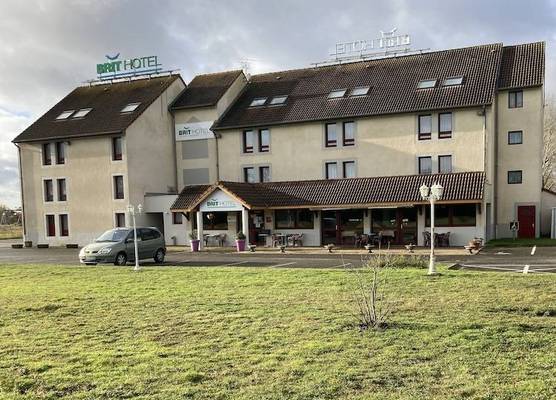 Brit Hotel Essentiel Moulins Avermes 1