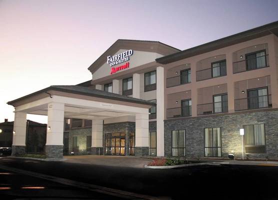 Fairfield Inn & Suites Tehachapi 1