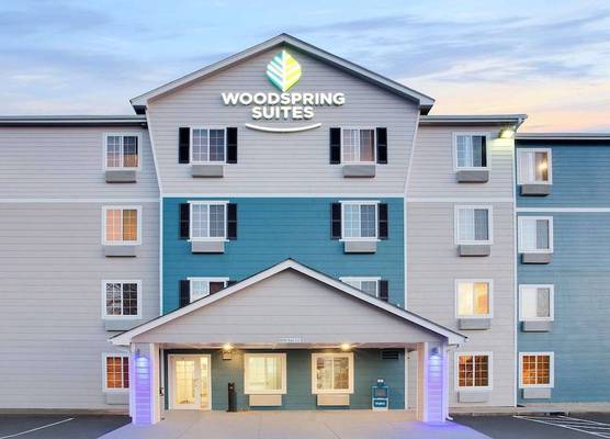 WoodSpring Suites Charlotte Shelby 1