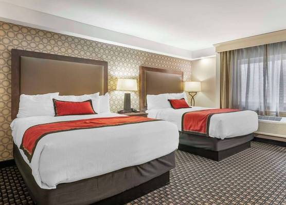 Best Western Plus Ramkota Hotel 1