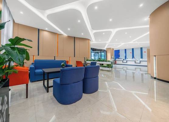Holiday Inn Express Chongqing Guanyinqiao by IHG 1