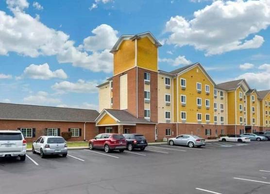 Birch Hill Suites - South Bend 1
