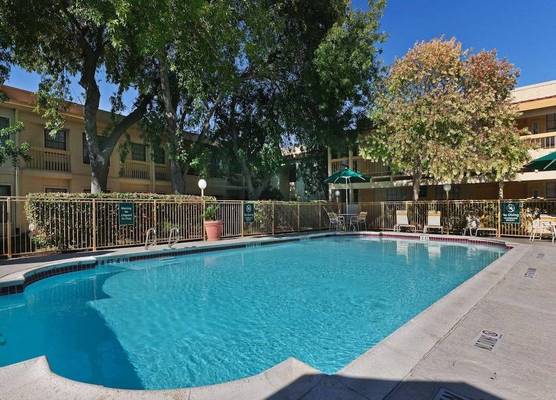 La Quinta Inn by Wyndham Austin Oltorf 1