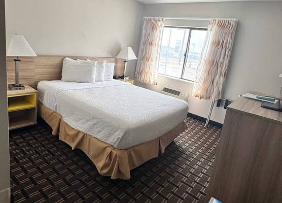 Days Inn by Wyndham Portage Cascade Mountain area 1