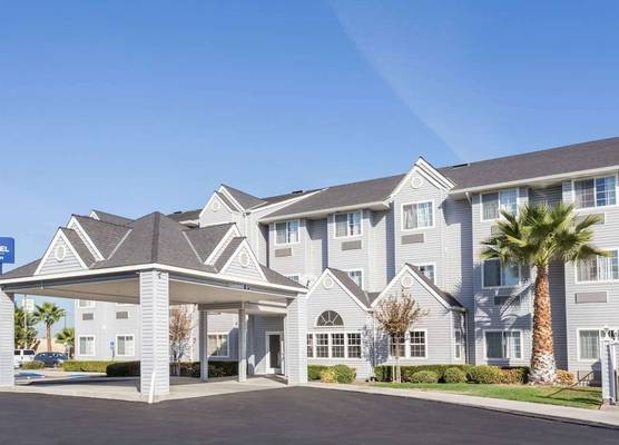 Microtel Inn & Suites Modesto 1
