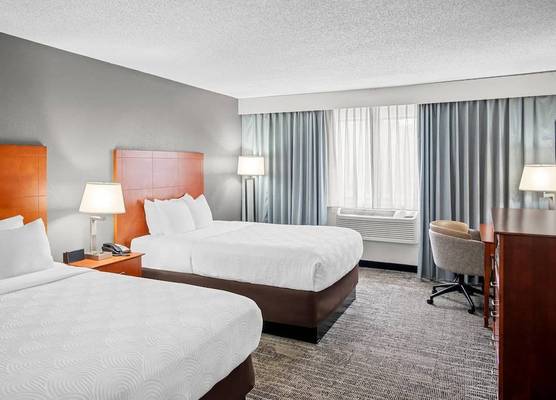 Country Inn & Suites by Radisson, Muskegon, MI 1