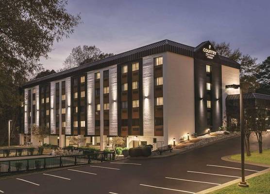 Country Inn & Suites by Radisson, Williamsburg East Busch Gardens , VA 1