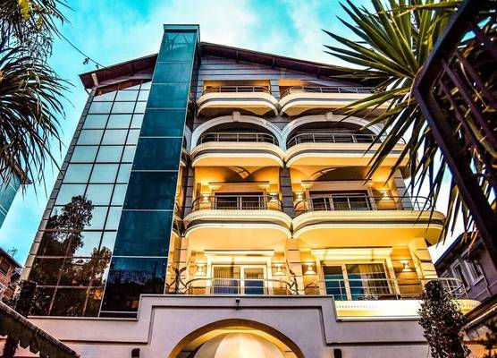 VH Broad Way Tirana Center Hotel 1
