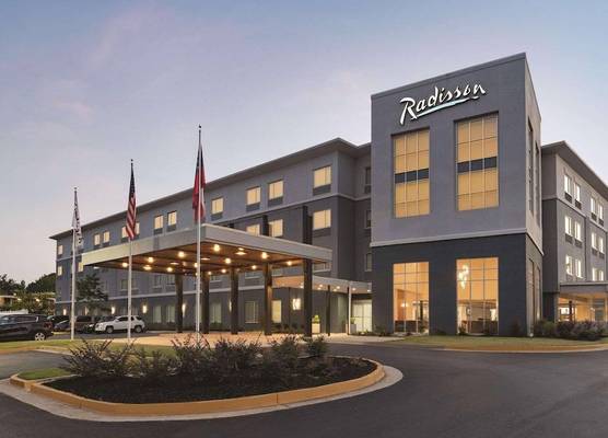 Radisson Hotel Atlanta Airport 1