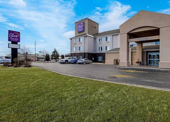 Sleep Inn & Suites Green Bay South 1