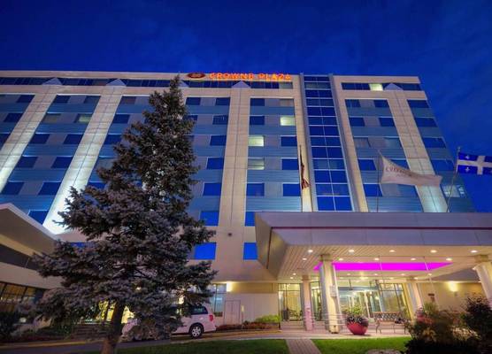 Armon Plaza Montreal Airport 1