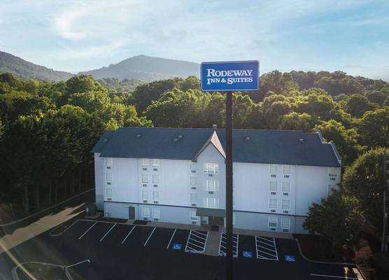 Rodeway Inn & Suites near Outlet Mall - Asheville 1