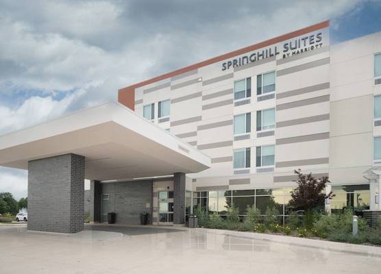 SpringHill Suites by Marriott Kenosha 1