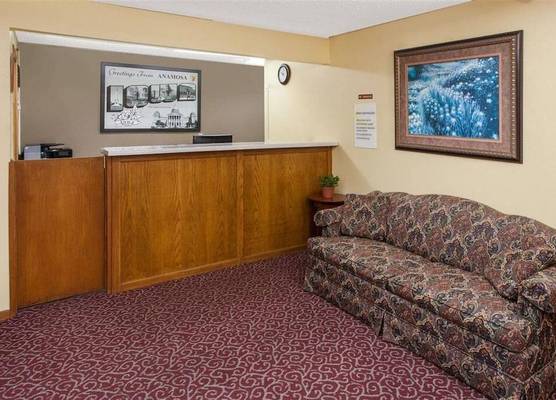 Circle S Motel 1