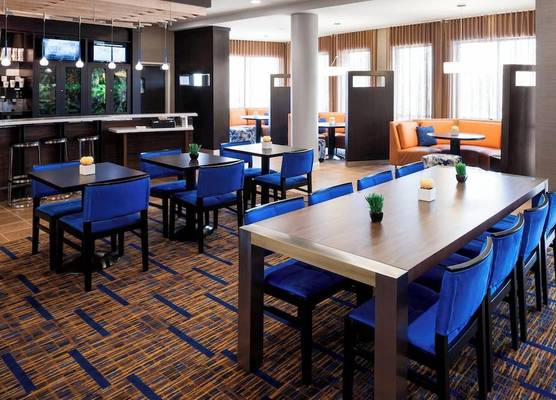 Courtyard by Marriott Houston North/Shenandoah 1