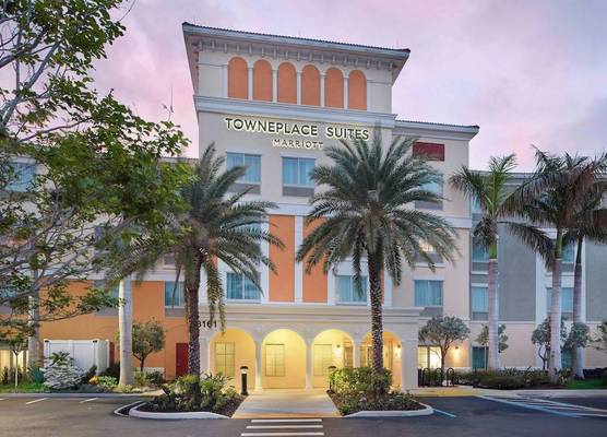 TownePlace Suites by Marriott Fort Myers Estero 1