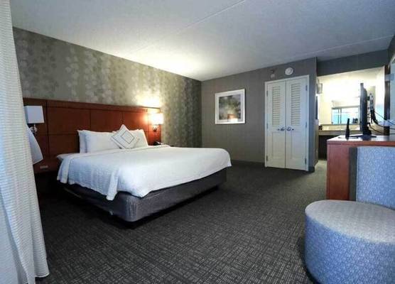 The Columbus Hilliard Hotel 1