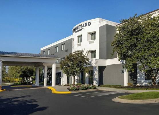 Courtyard by Marriott Harrisburg West/Mechanicsburg 1