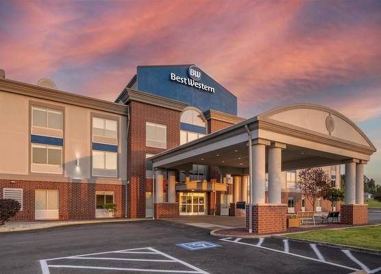 Best Western Garden Inn 1