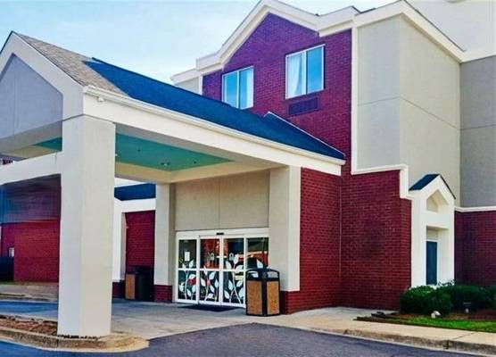 Garner Hotel Sumter Northwest by IHG 1