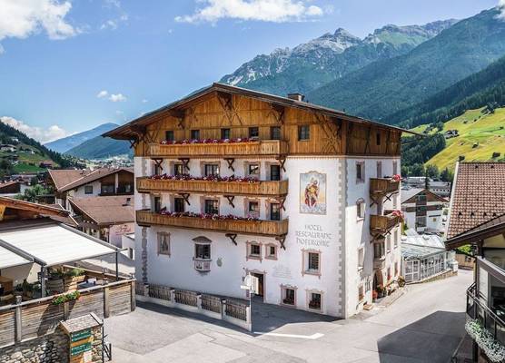 Hotel Hoferwirt - Neustift, Stubai 1