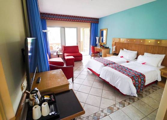 The Kairaba Beach Hotel 1