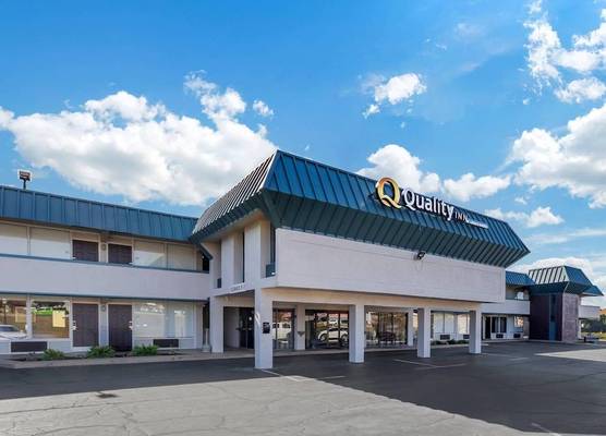 Quality Inn & Suites Easley - Greenville 1